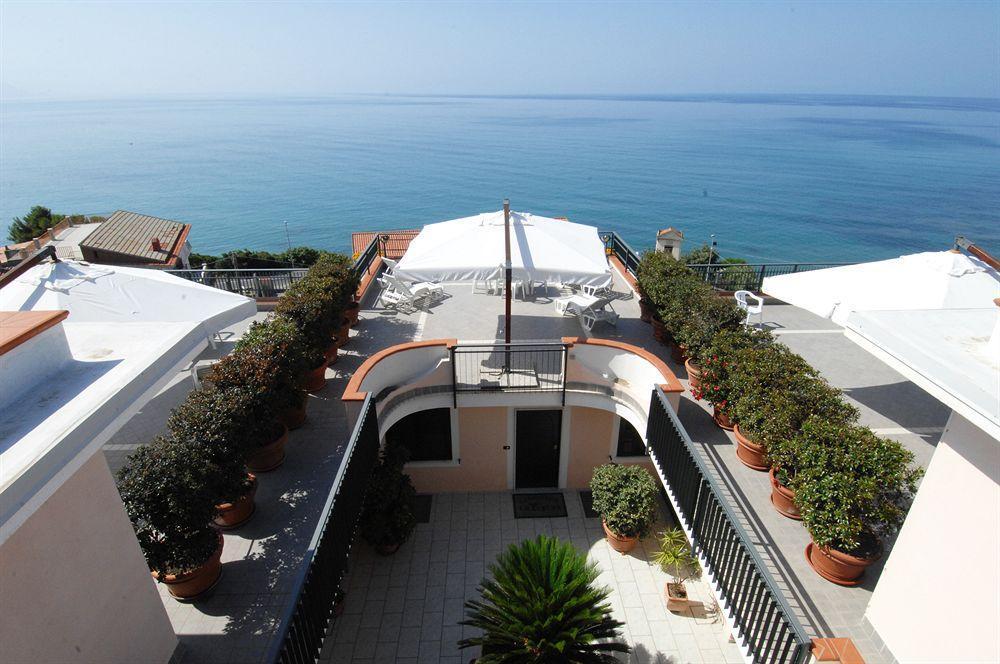 Residence La Cycas Villammare Buitenkant foto